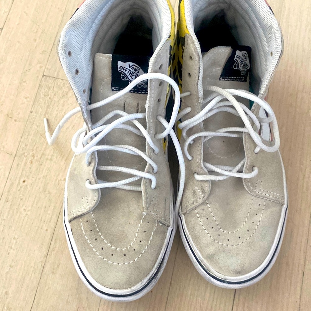 Woman’s shoes